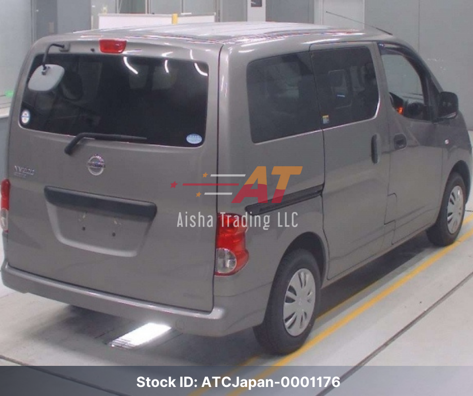 2018 NISSAN NV200